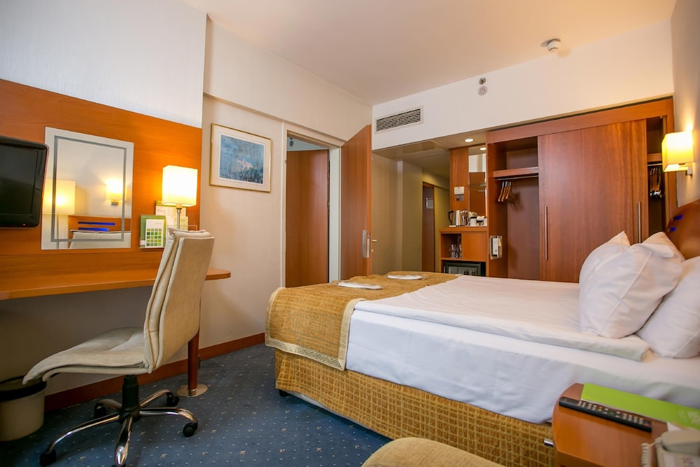 holiday inn istanbul city an ihg hotel