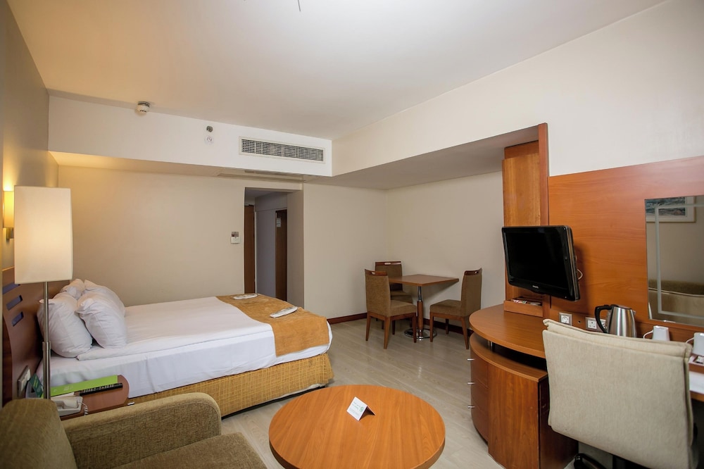 holiday inn istanbul city an ihg hotel