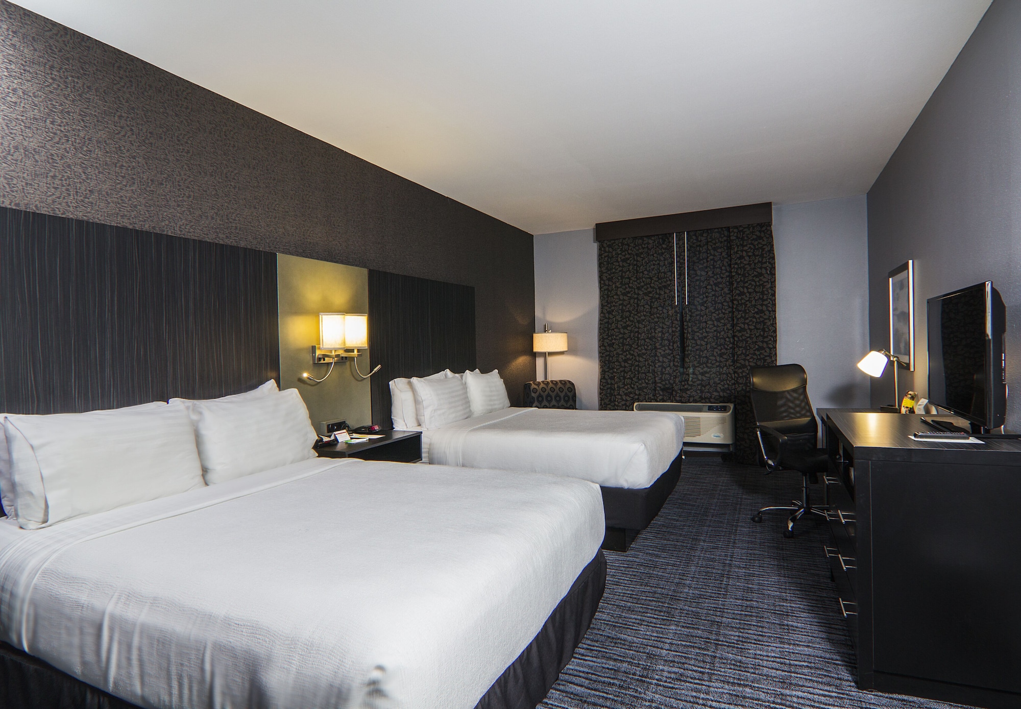holiday inn carlsbad an ihg hotel