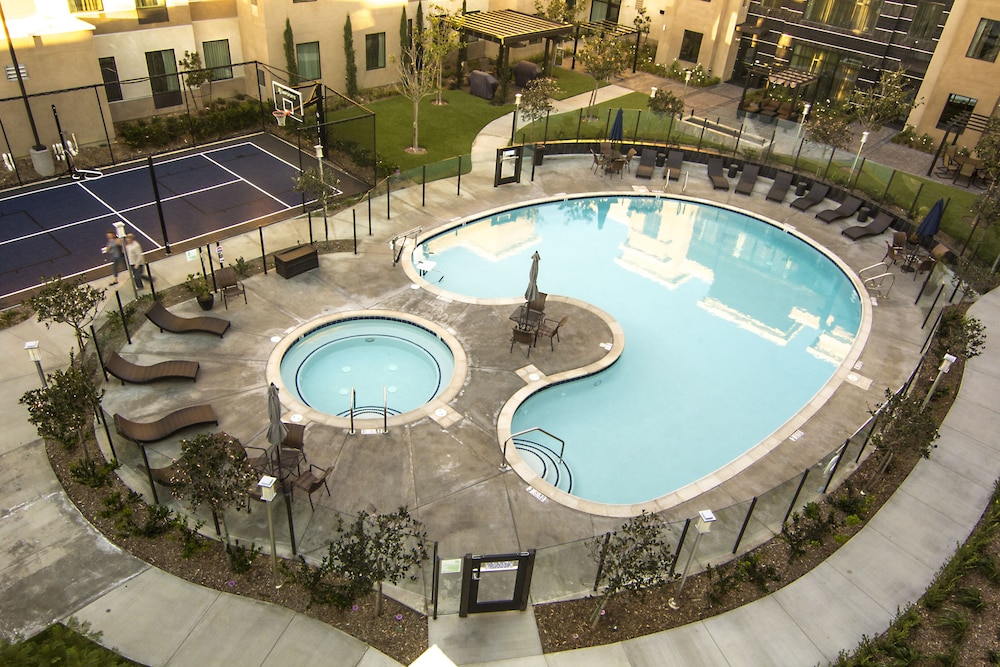 holiday inn carlsbad an ihg hotel