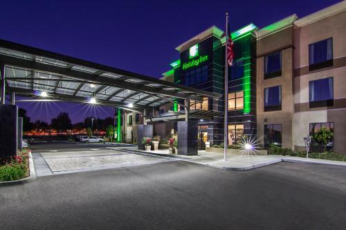 holiday inn carlsbad an ihg hotel