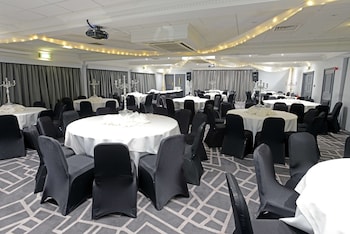 village hotel birmingham walsall