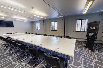 village hotel birmingham walsall