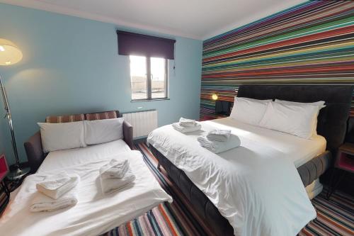 village hotel birmingham walsall