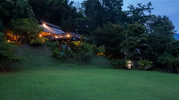 hill lodge