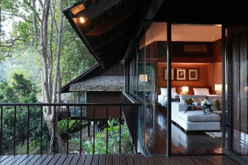 hill lodge