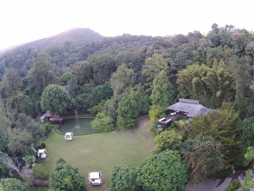 hill lodge