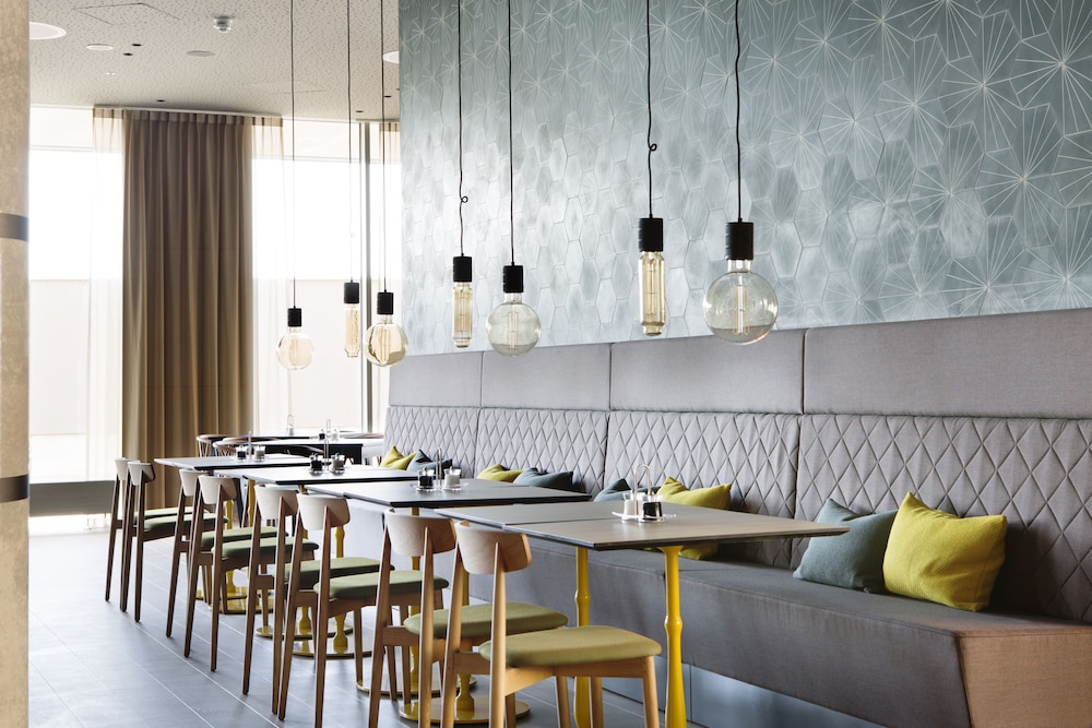 comfort hotel bergen airport terminal