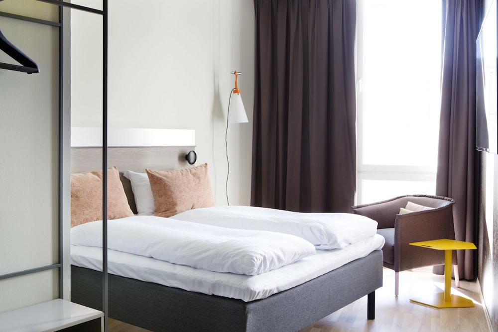 comfort hotel bergen airport terminal