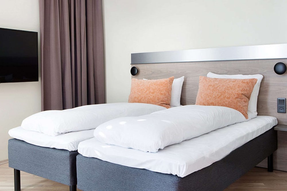comfort hotel bergen airport terminal