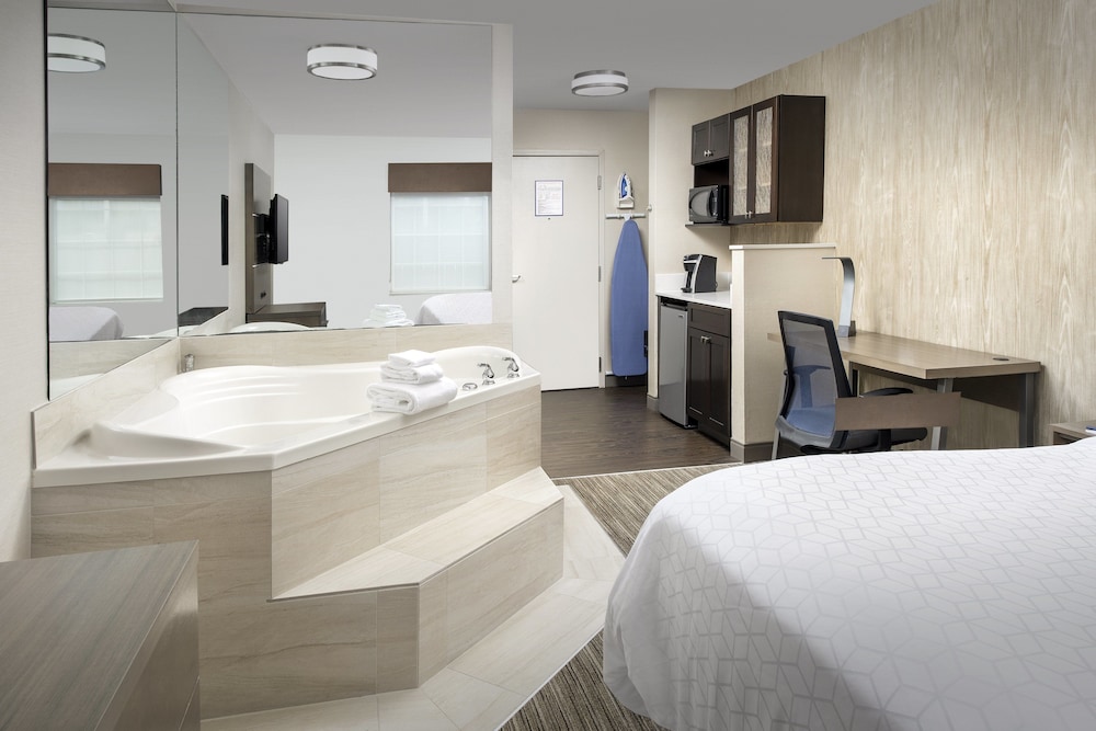 holiday inn express and suites annapolis by ihg