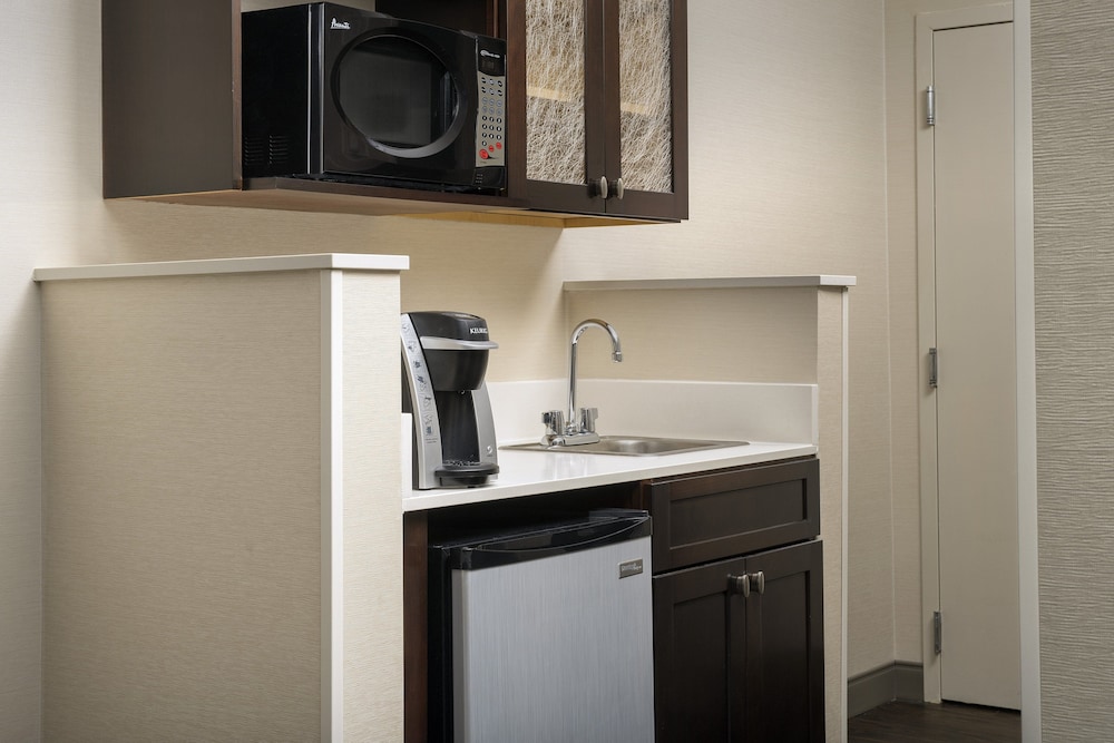 holiday inn express and suites annapolis by ihg