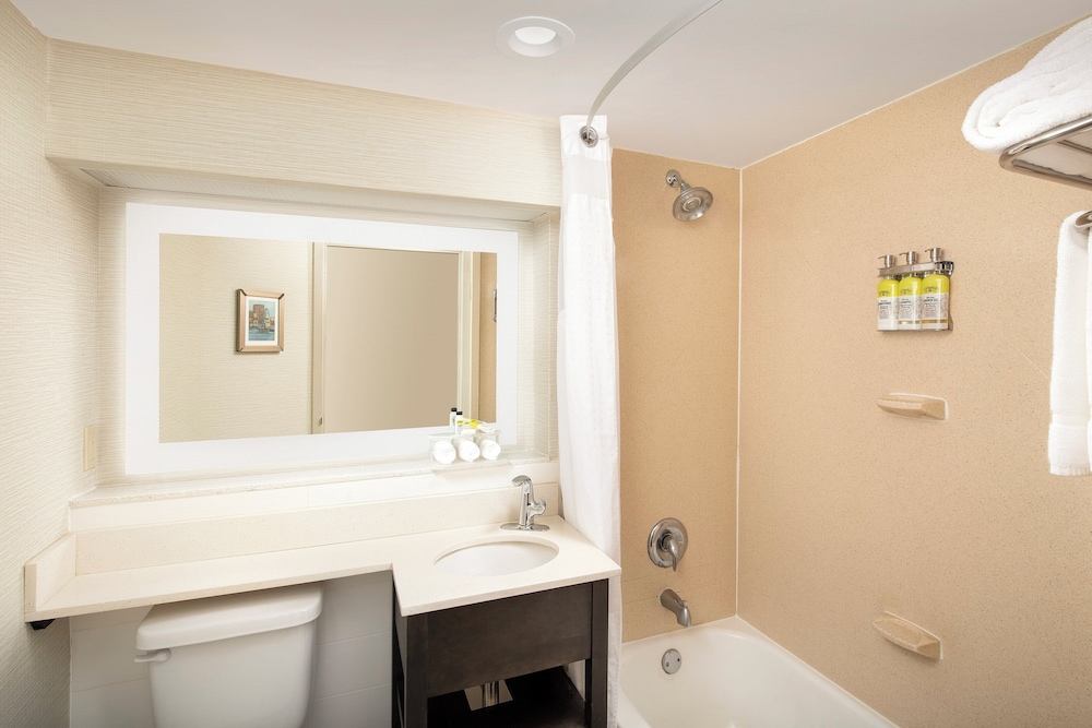 holiday inn express and suites annapolis by ihg