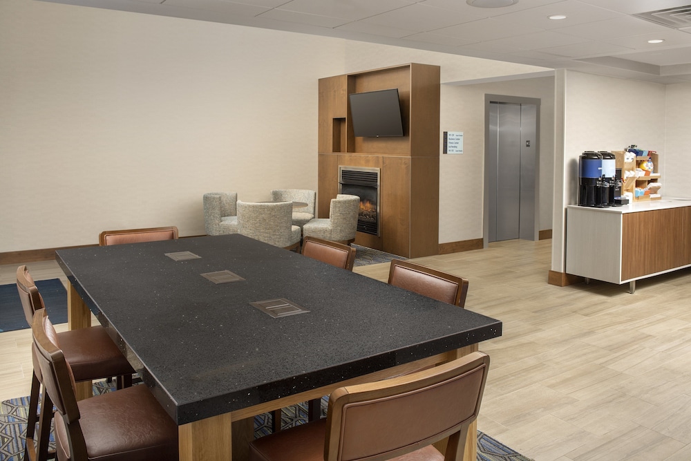 holiday inn express and suites annapolis by ihg