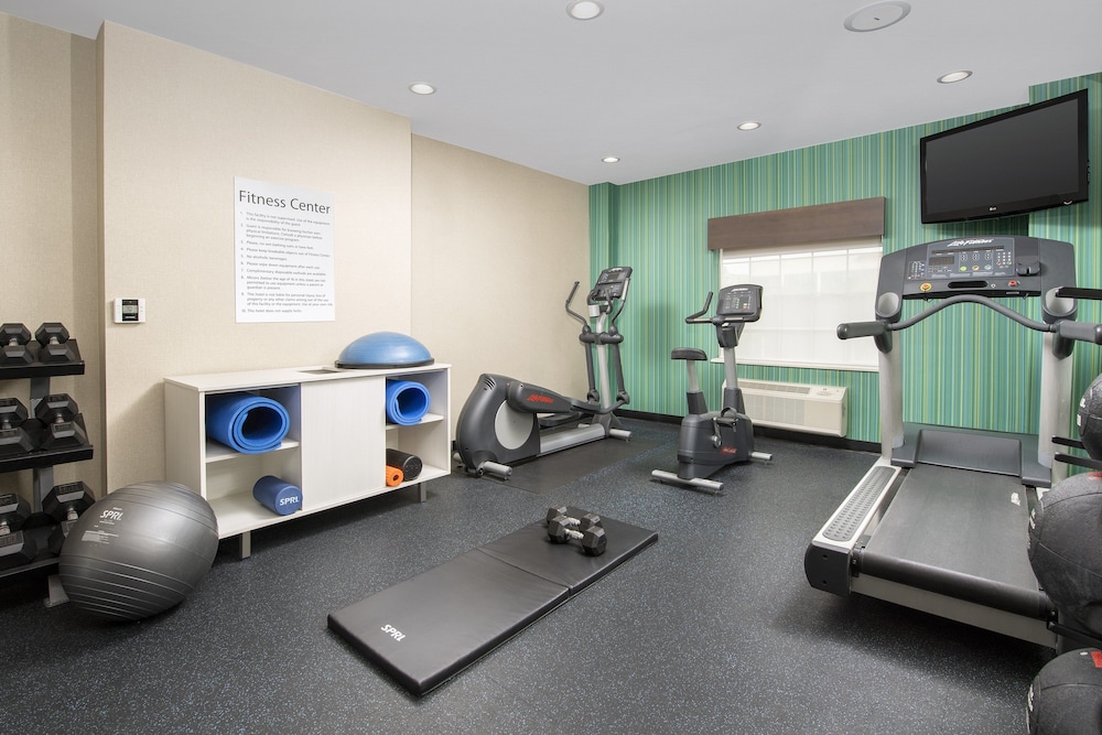 holiday inn express and suites annapolis by ihg