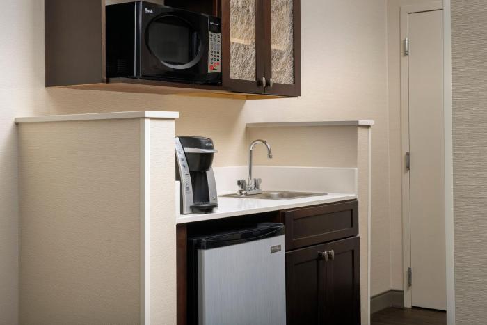 holiday inn express and suites annapolis by ihg