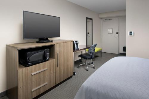 holiday inn express and suites annapolis by ihg