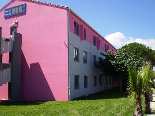 kyriad montpellier aeroport parc expo