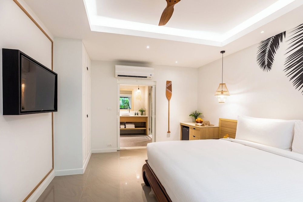 outrigger surin beach resort