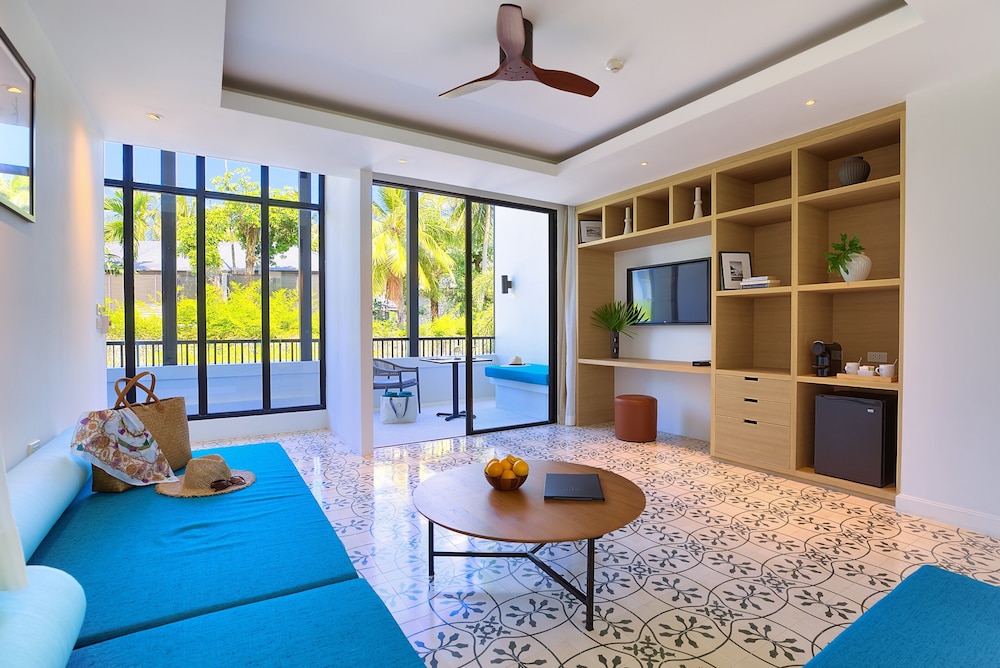 outrigger surin beach resort