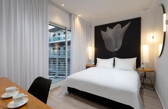the savoy tel aviv sea side