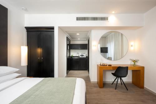 the savoy tel aviv sea side