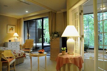 hotel la neige higashi kan