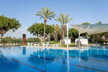 dan caesarea resort