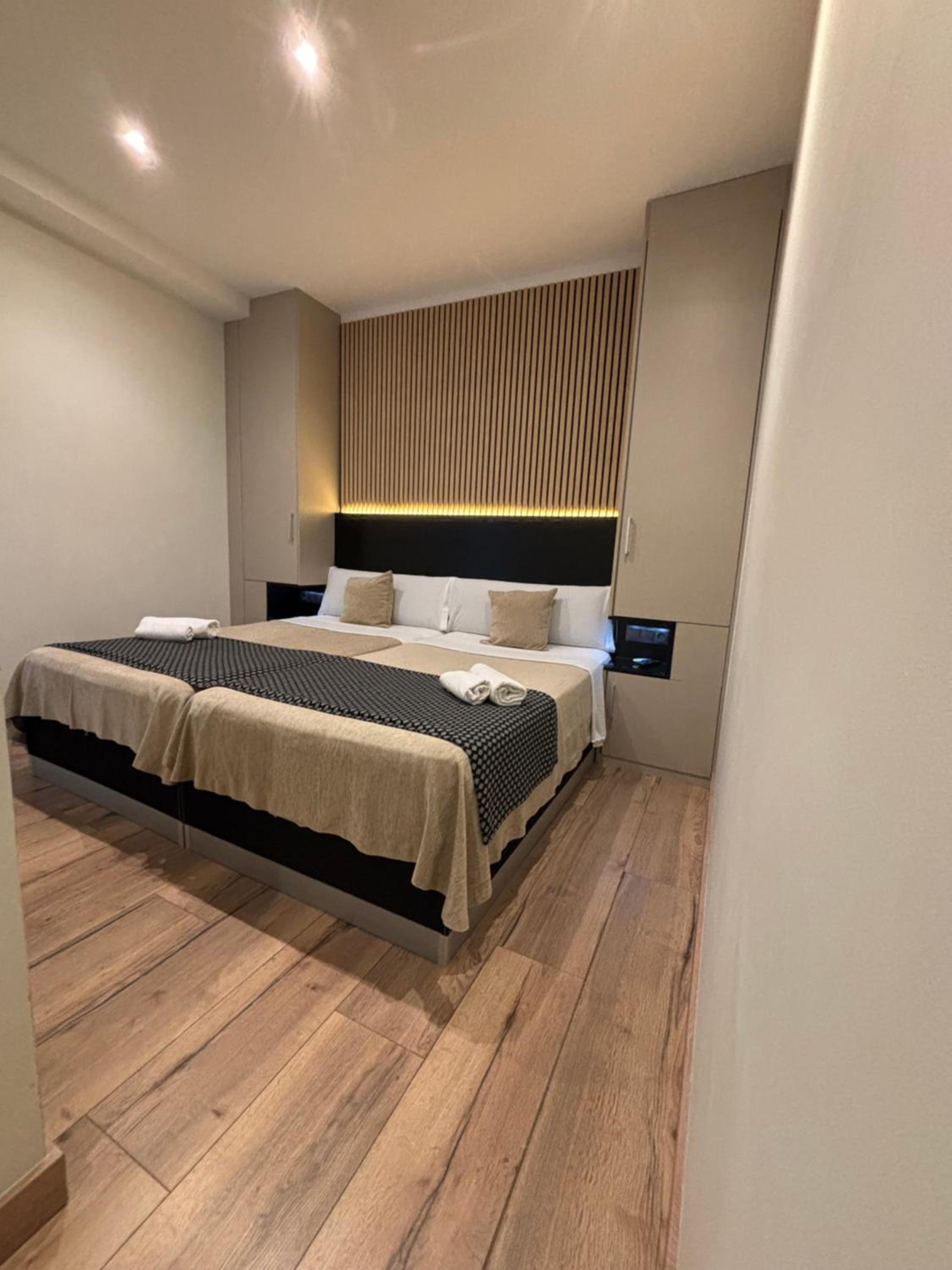 daos suites terrace marbella