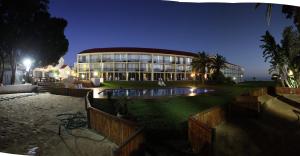 wilderness beach hotel