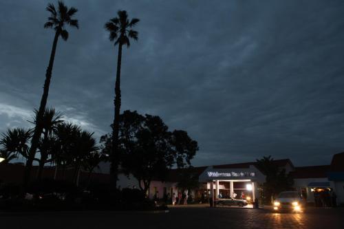 wilderness beach hotel