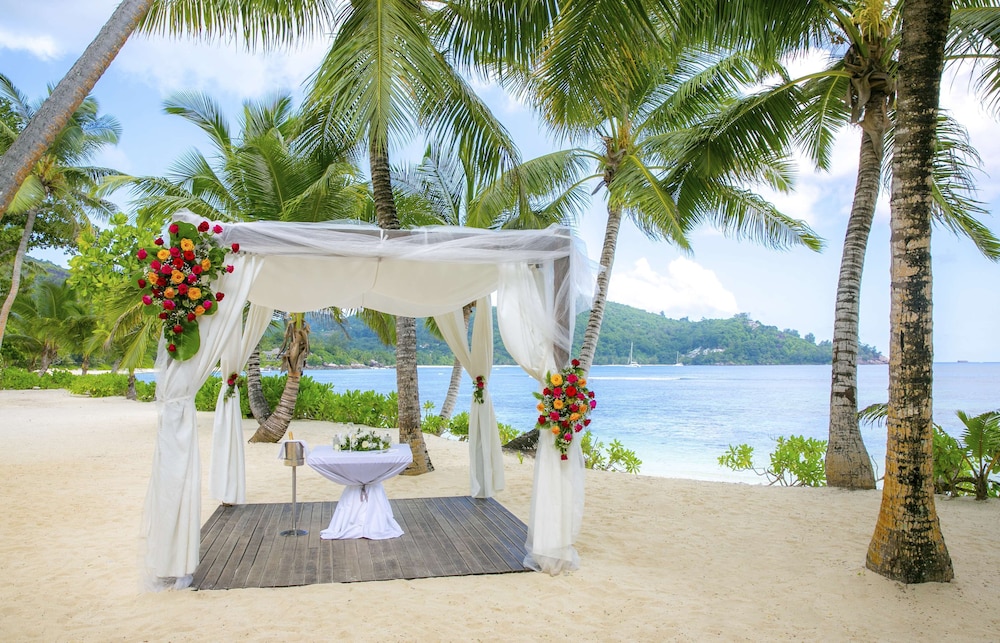 kempinski seychelles resort baie lazare