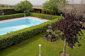 Nuevo Zenit Calahorra,La Rioja>>Calahorra,3 star