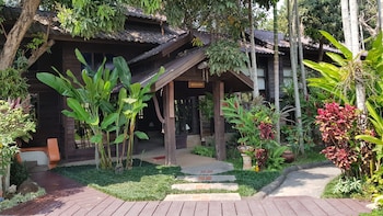 sri ping resort