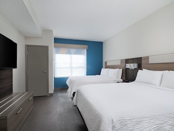holiday inn express and suites lakeland north i 4