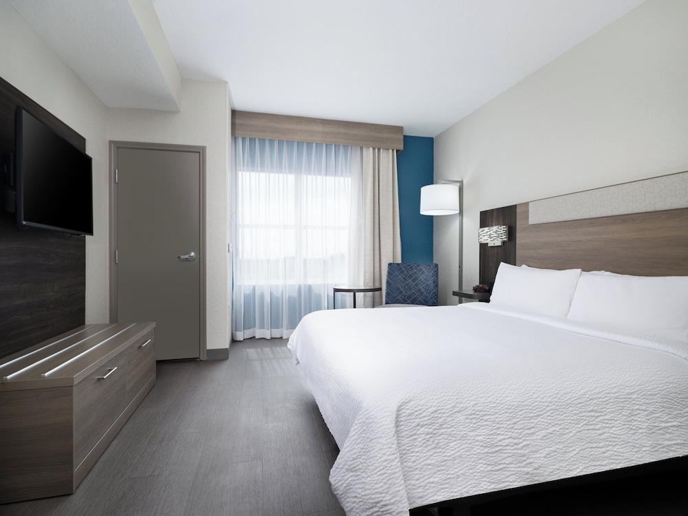 holiday inn express and suites lakeland north i 4