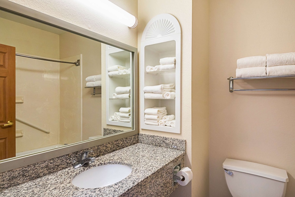 quality inn and suites