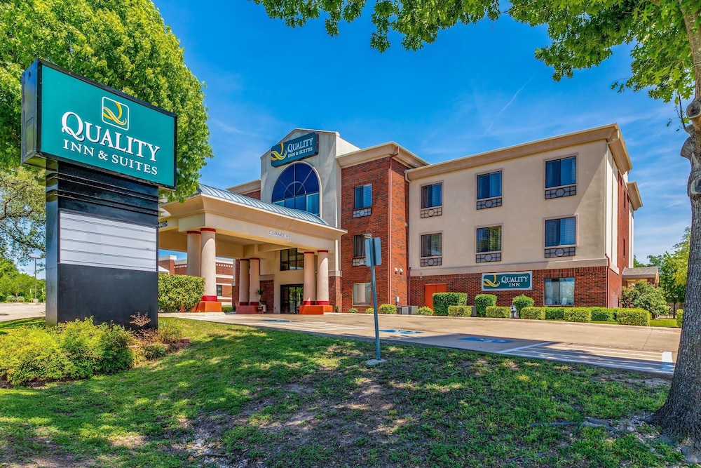quality inn and suites