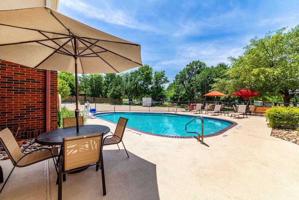 quality inn and suites