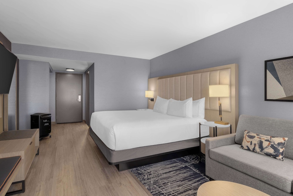 doubletree by hilton las vegas airport