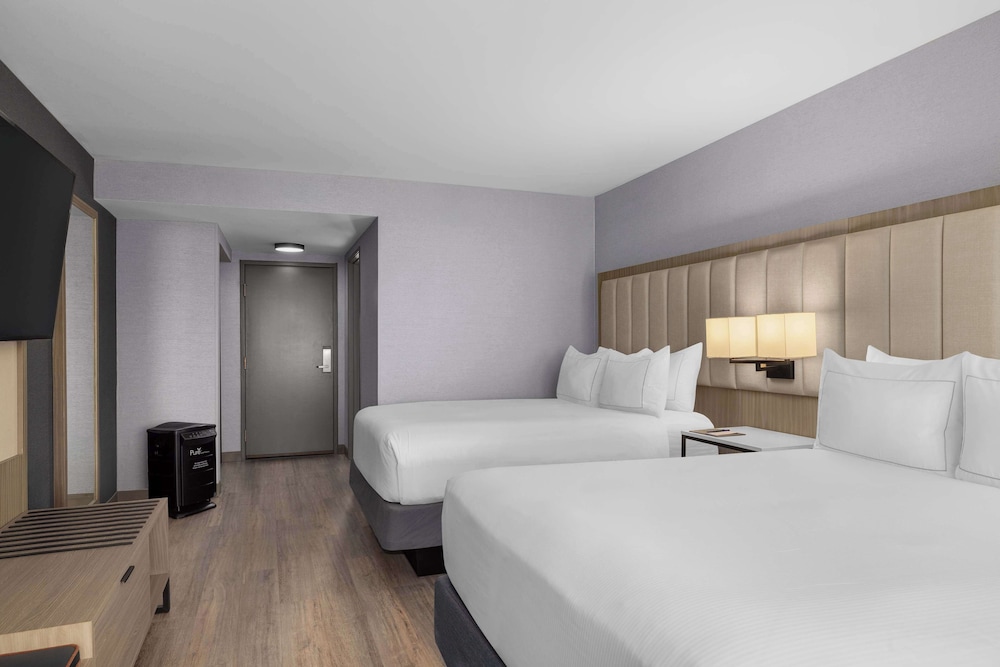 doubletree by hilton las vegas airport
