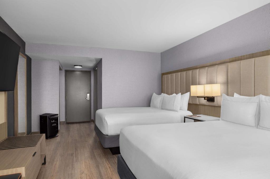 doubletree by hilton las vegas airport