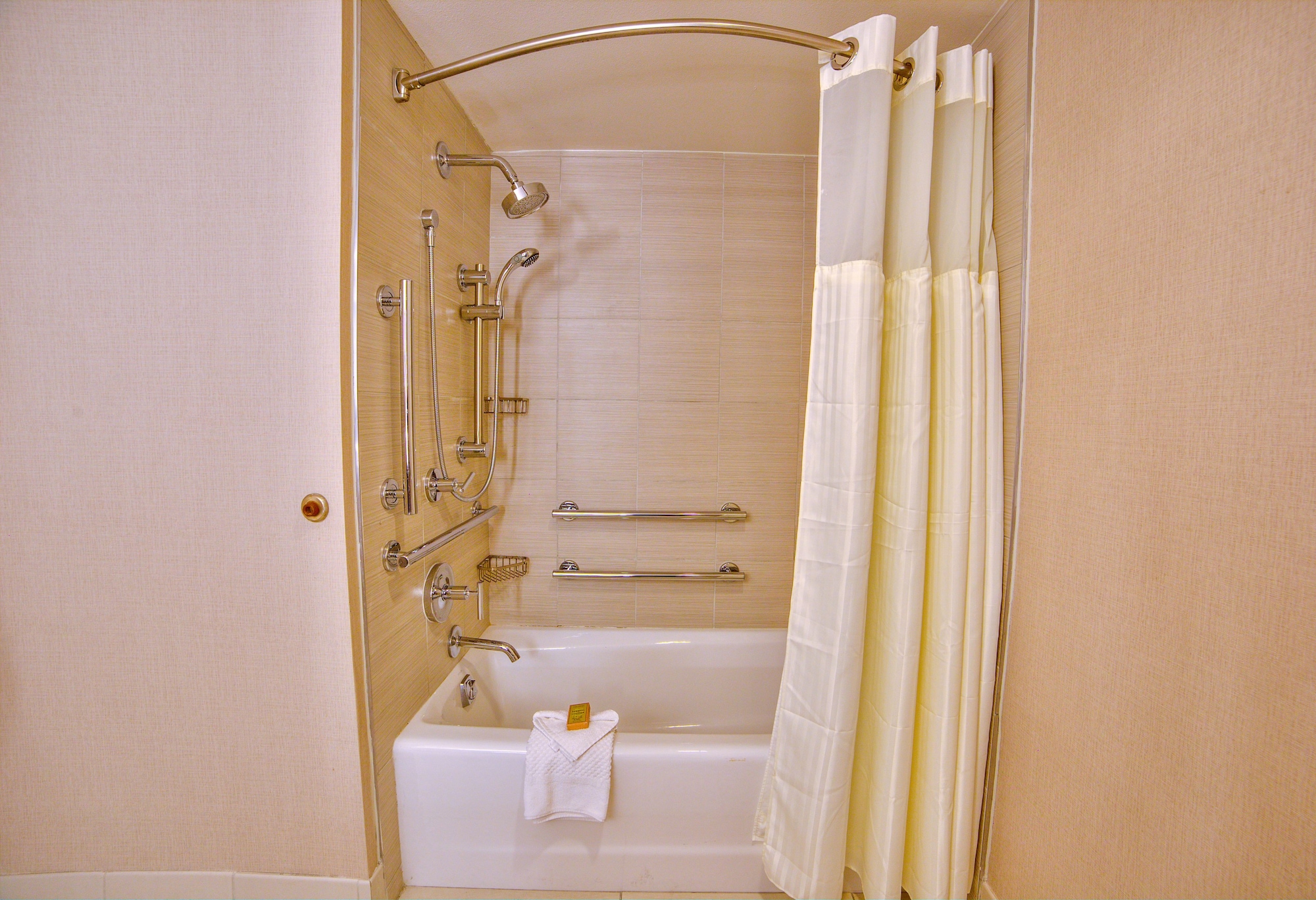 doubletree by hilton las vegas airport