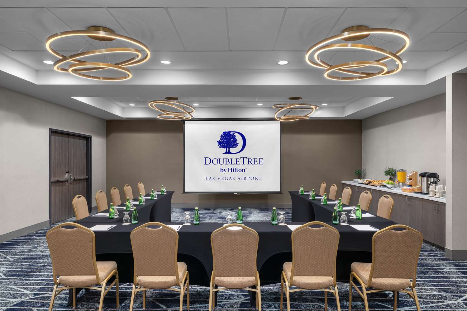 doubletree by hilton las vegas airport