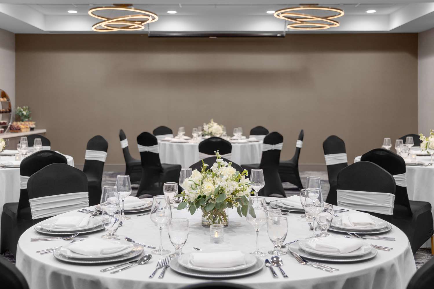 doubletree by hilton las vegas airport