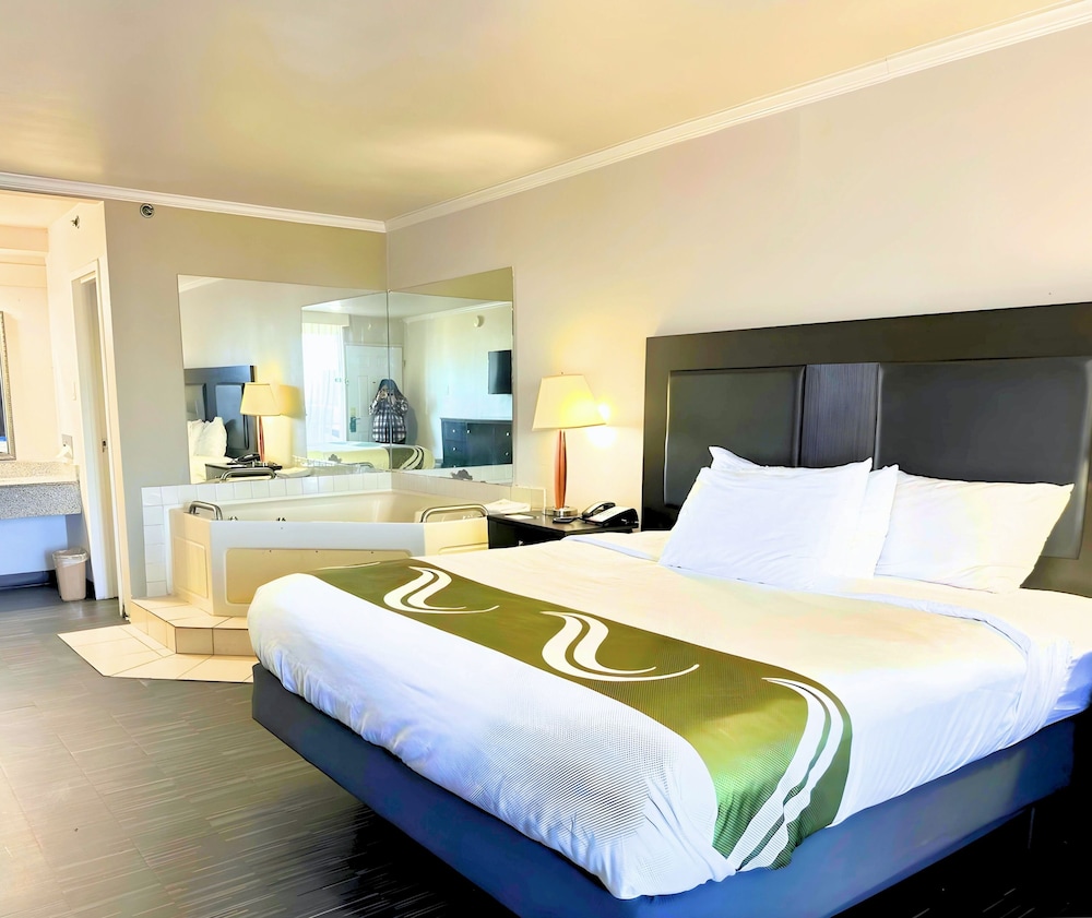 quality inn fort worth downtown east