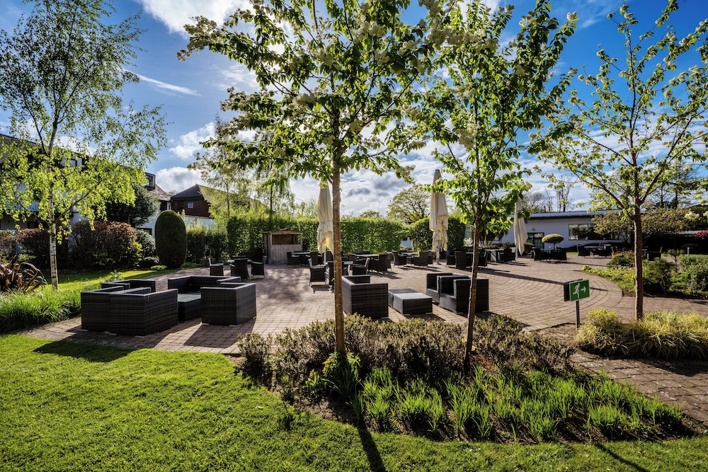 elite venue selection felbridge gatwick