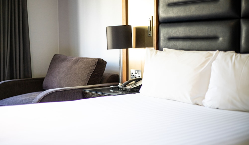 elite venue selection felbridge gatwick