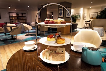 Elite Venue Selection Felbridge - Gatwick,Gatwick>>East Grinstead,4 star