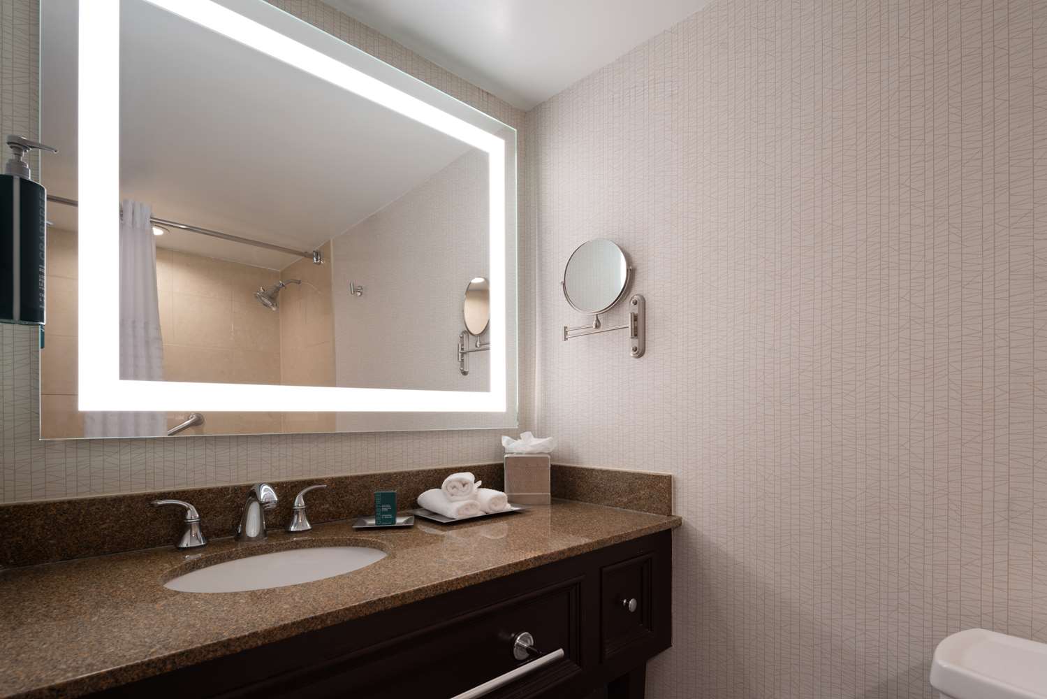 doubletree by hilton baltimore north pikesville